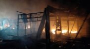 Kebakaran di Langsa, Tiga Rumah Warga Terbakar Habis Acehzone.com